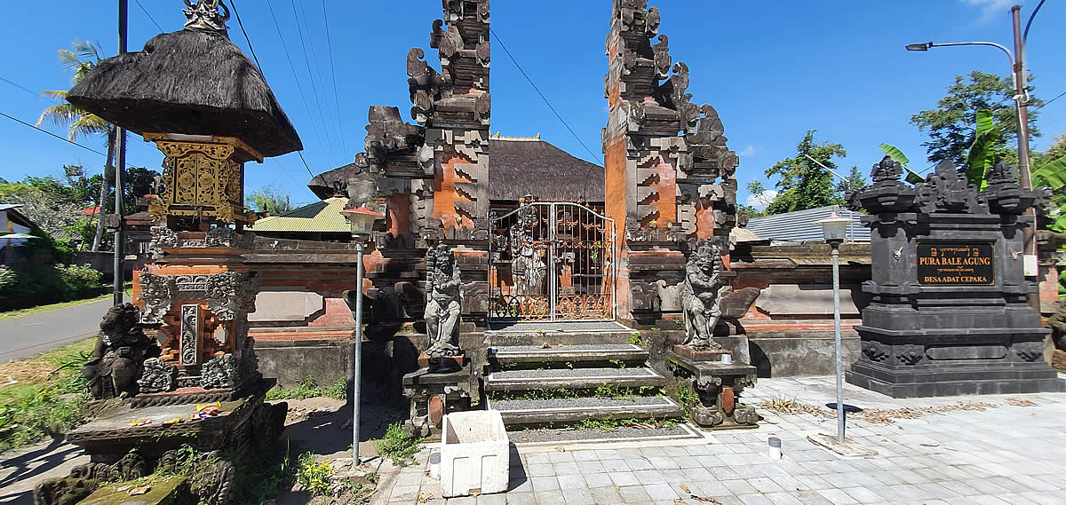 Sculptures - Temple, Bali International